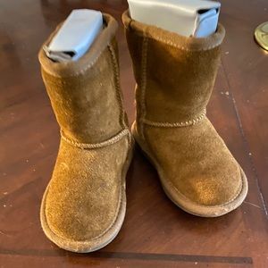Koolaburra by ugg toddler boots